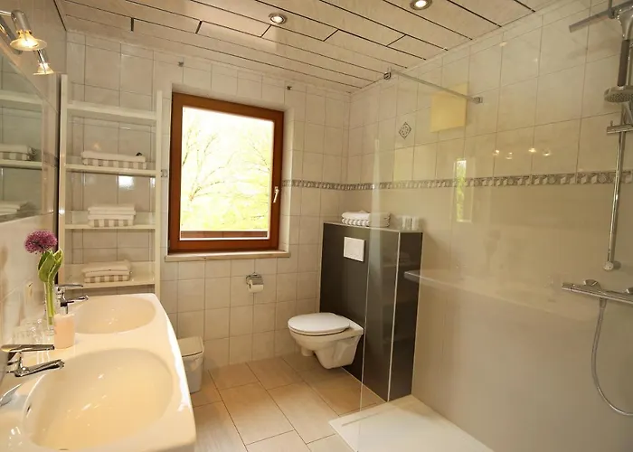 Haus Alexander Гостевой дом